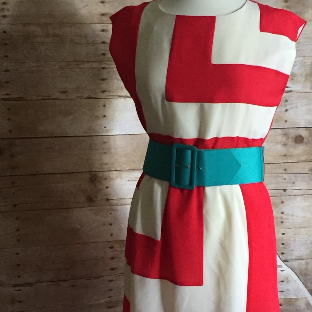 Belted color block dress with cap sleeves